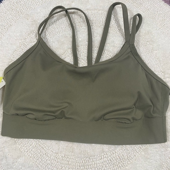 Women’s All in motion Light Support Sports Bra NWT - Picture 1 of 4
